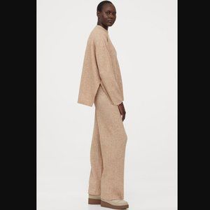 NWOT H&M Camel Knit Pants S
